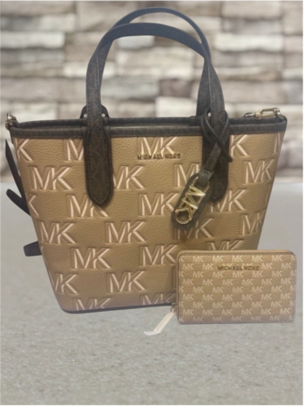 Michael Kors Eliza Small Embossed Tote & Matching Wallet Camel Brown Tan Logo - Picture 1 of 15
